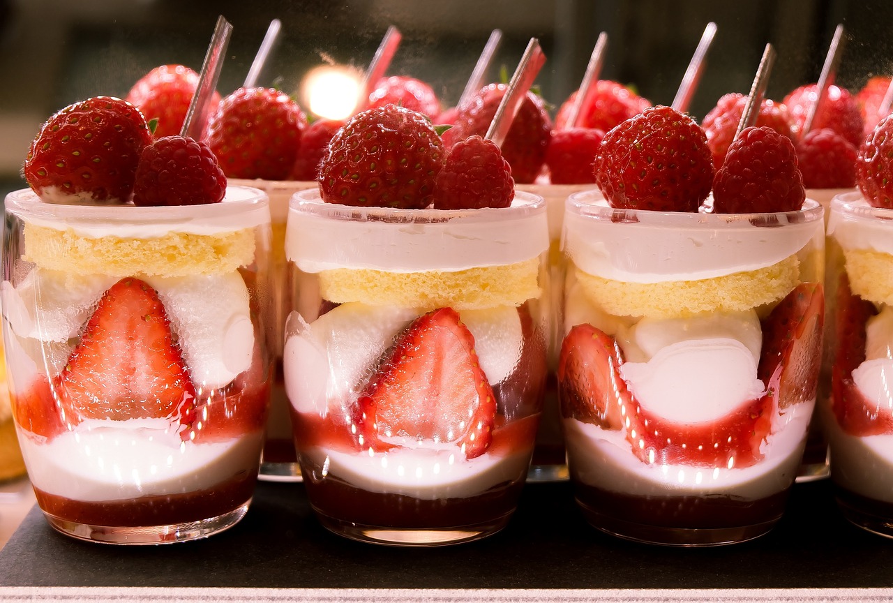 Deliciously Easy Dessert Cups: Quick Recipes for Sweet Treats