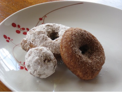 Gluten-Free Doughnuts, Celiac-Friendly Donuts, Gluten-Intolerant Donuts, Gluten-Free Baked Goods, Gluten-Free Treats