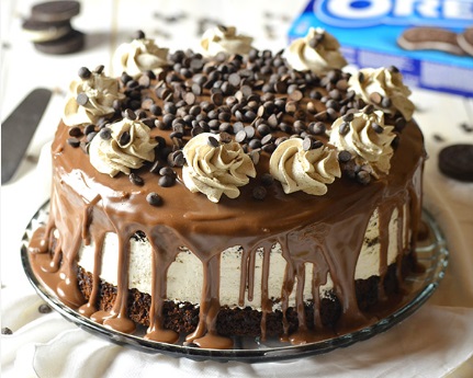 Oreo Chocolate Layer Cake Chocolate Cake with Oreo Buttercream Oreo Infused cake Chocolate and Oreo Cake Recipe