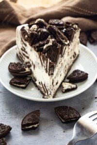 Ultimate Oreo Ice Cream Cake Recipe: Easy & Delicious